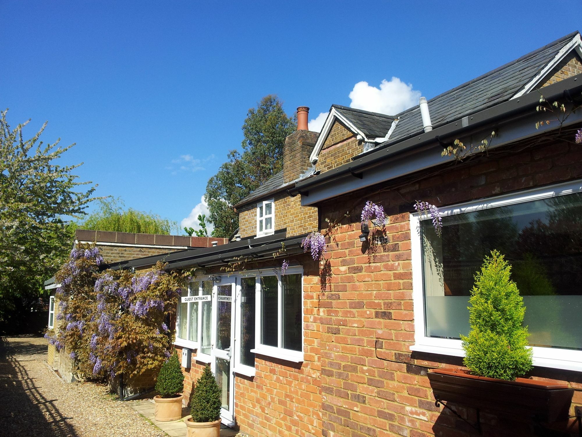 The Bakehouse Guesthouse Maidenhead Exterior photo